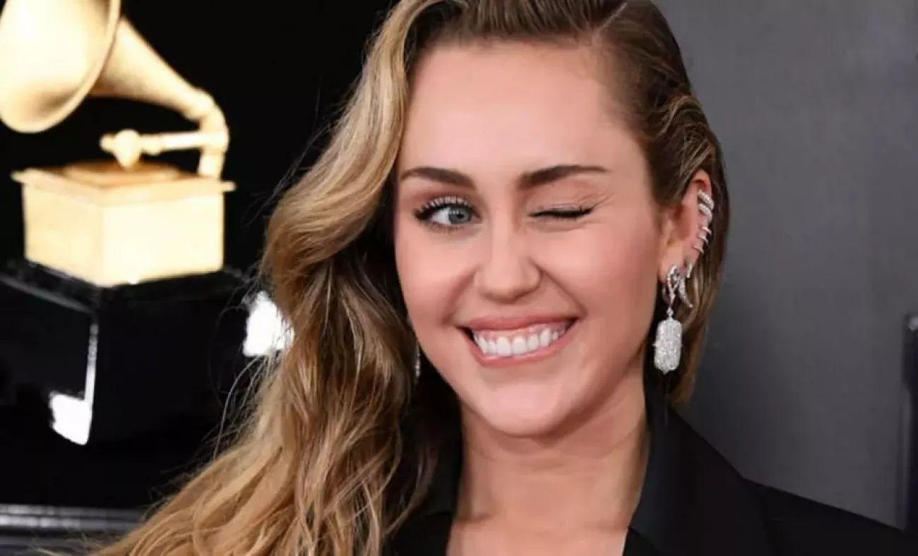 Miley Cyrus Zähne