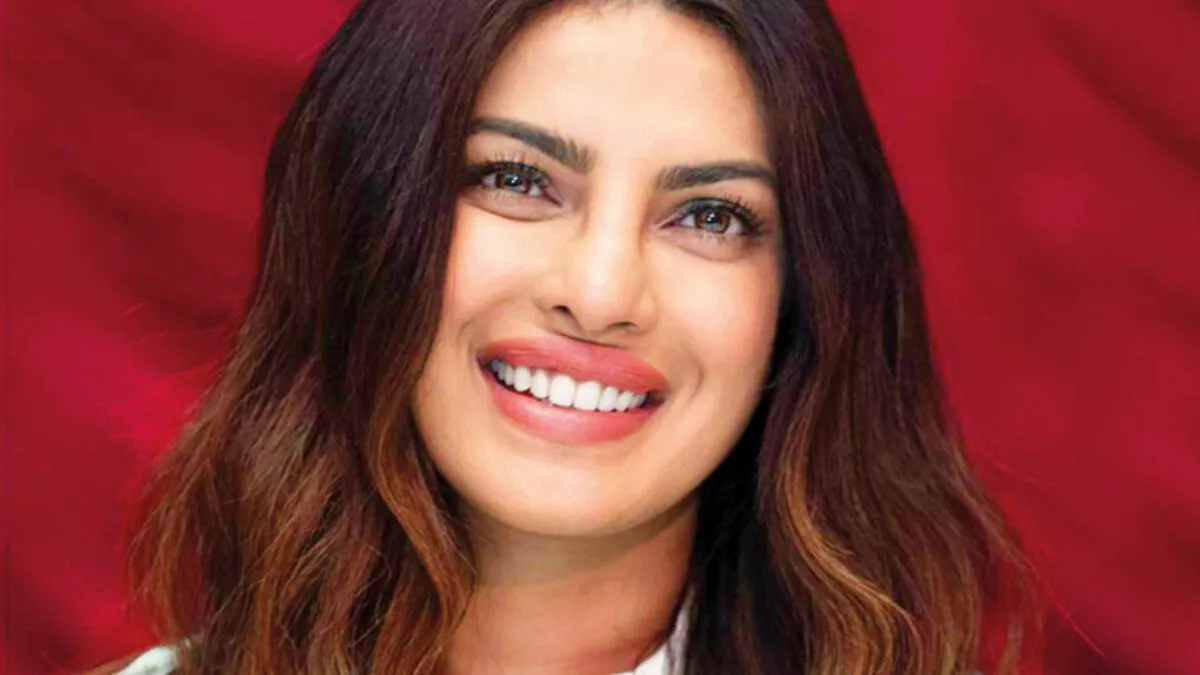 Priyanka Chopra Zähne