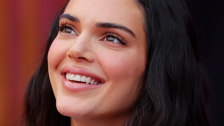 kendal jenner teeth kendal jenner teeth