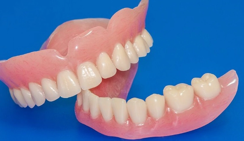 dents dentaires factices