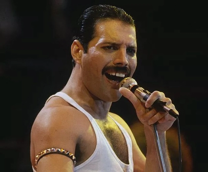 freddie mercury teeth