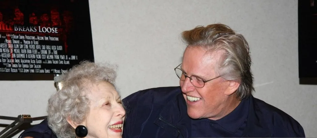 δόντια του Gary Busey το 2011