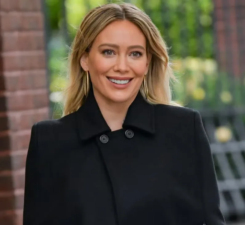 hilary duff dents 2020