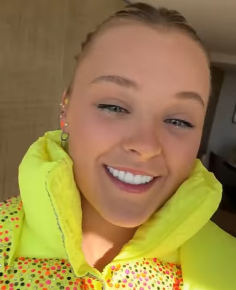 denti di jojo siwa nel 2025 ora