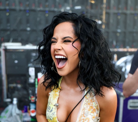 becky g teeth in 2025