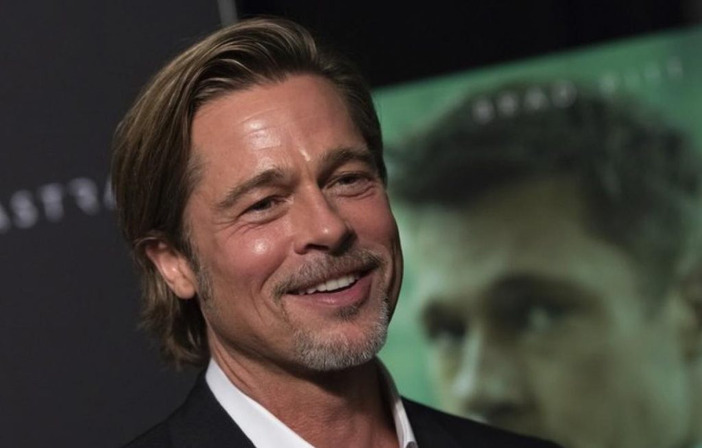 Şimdi Brad Pitt'in dişleri