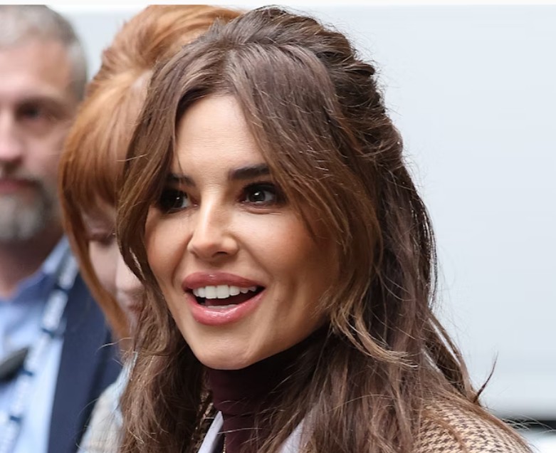 cheryl cole teeth in 2025