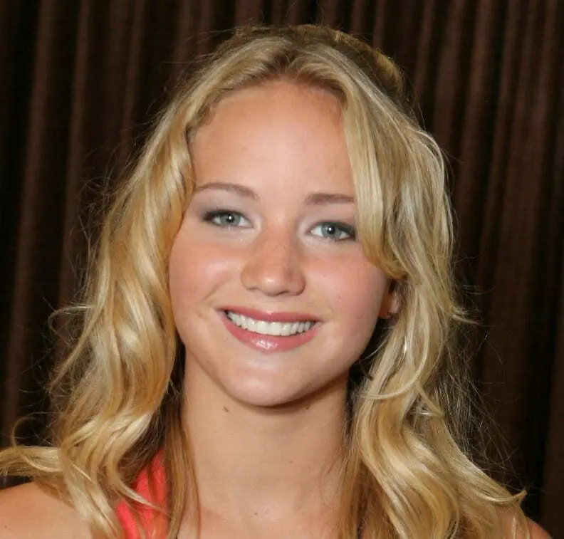 denti di Jennifer Lawrence nel 2007