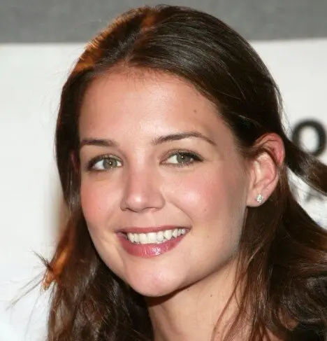 zabite na katie holmes prez 2003