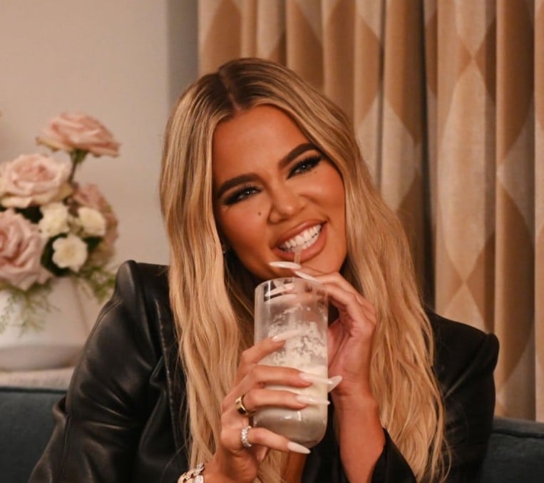 khloe kardashian teeth in 2021