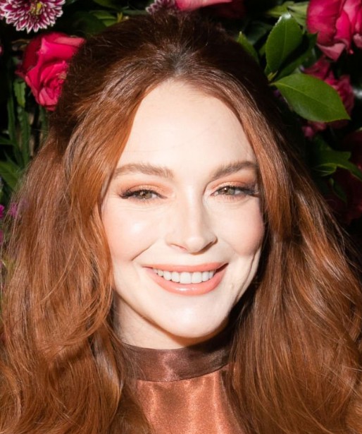 lindsay lohan teeth in 2023