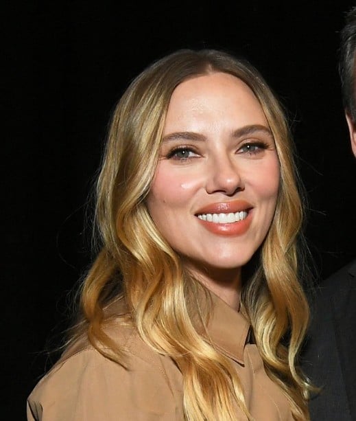 dents de scarlett johansson en 2025