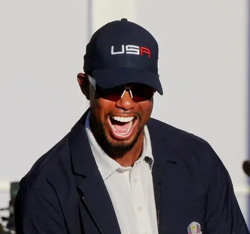 δόντια Tiger Woods το 2016