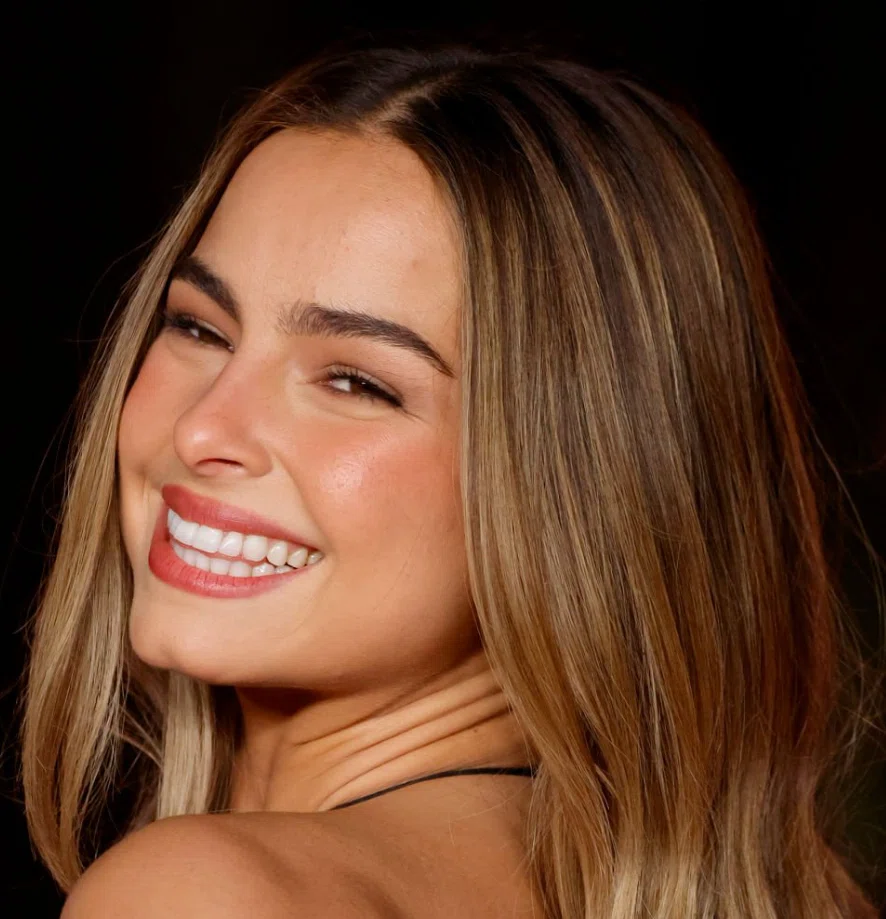 addison rae teeth in 2023