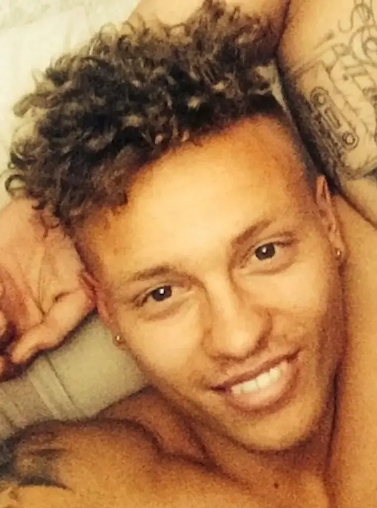 alex bowen teeth 2000s