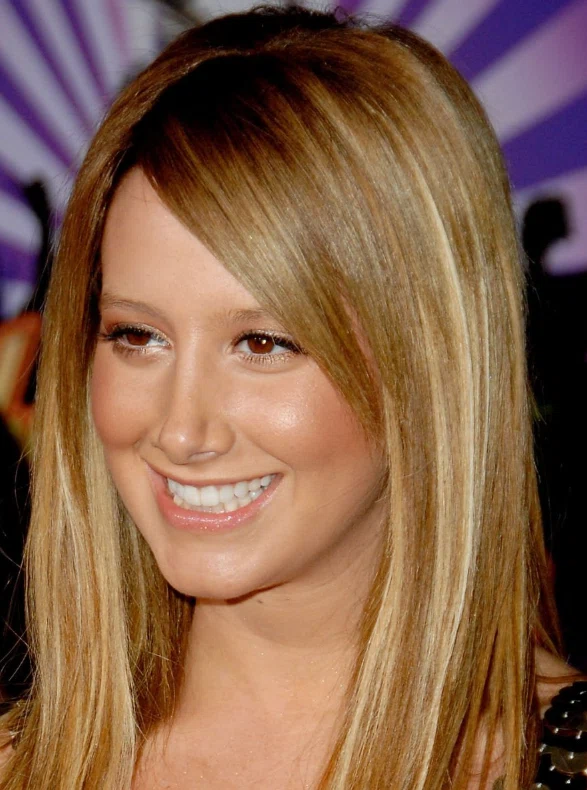 ashley tisdale teeth in 2018