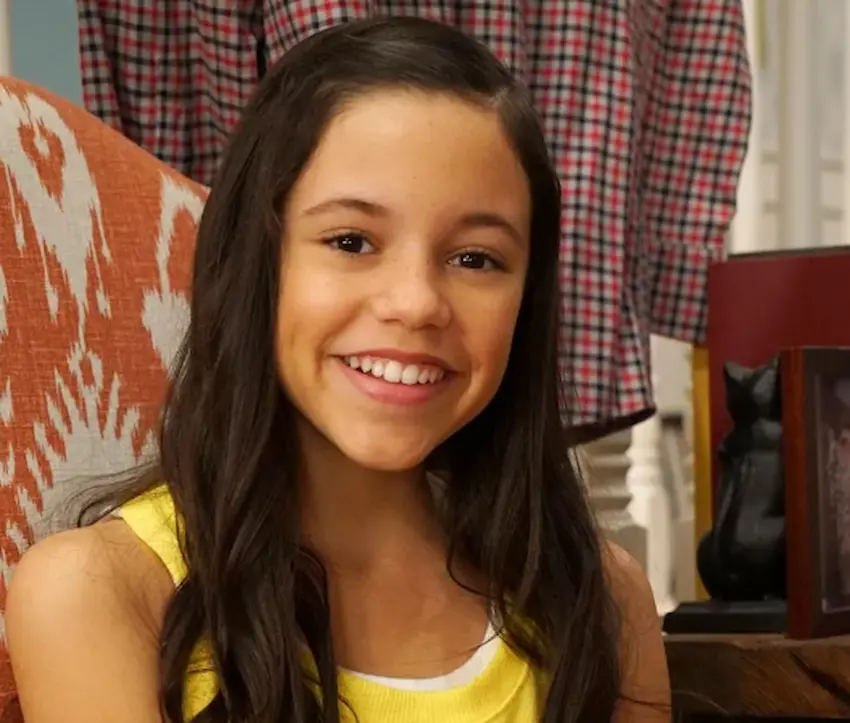 jenna ortega teeth 2010