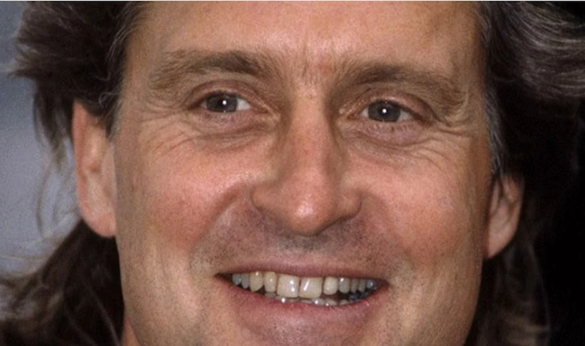 dientes de michael douglas 2005