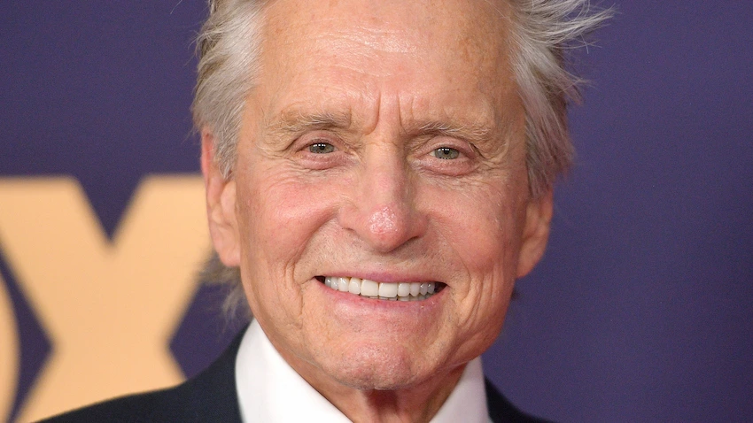 dientes de michael douglas 2015