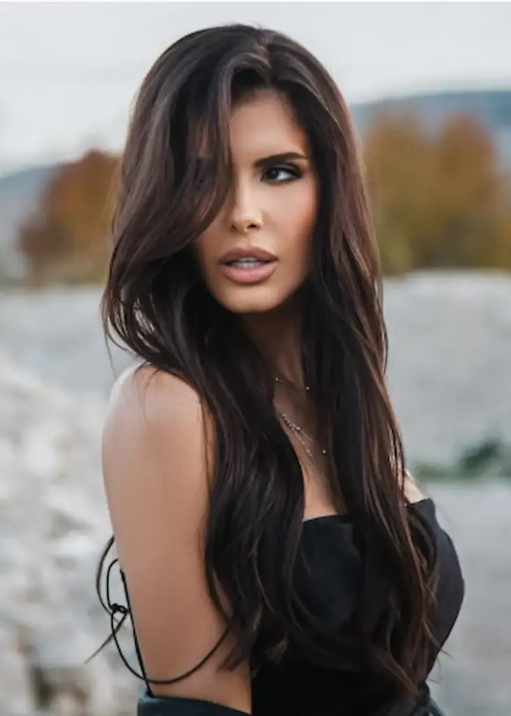 أسنان أنيليا في 2015