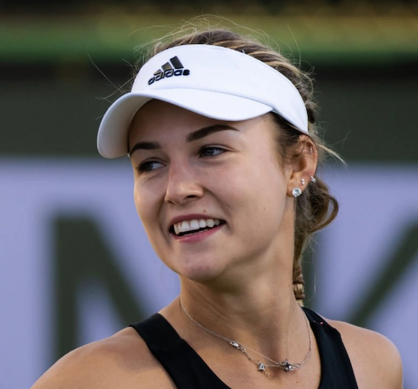 anna kalinskaya dientes 2022
