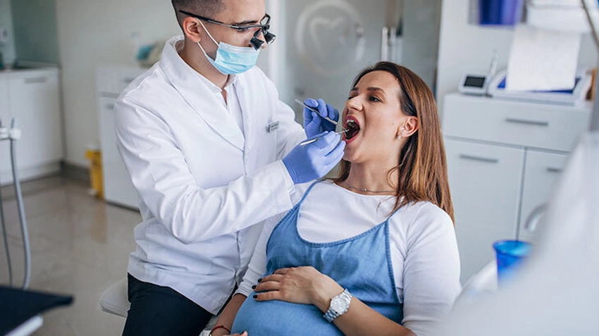 pueden las mujeres embarazadas obtener implantes dentales