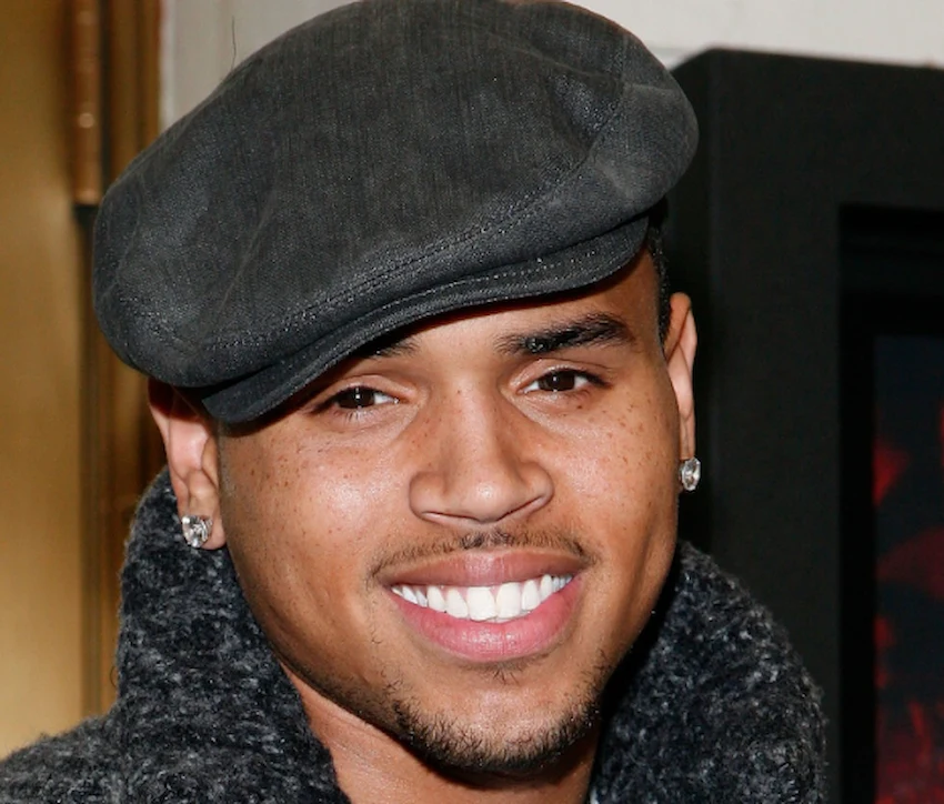chris brown teeth 2010