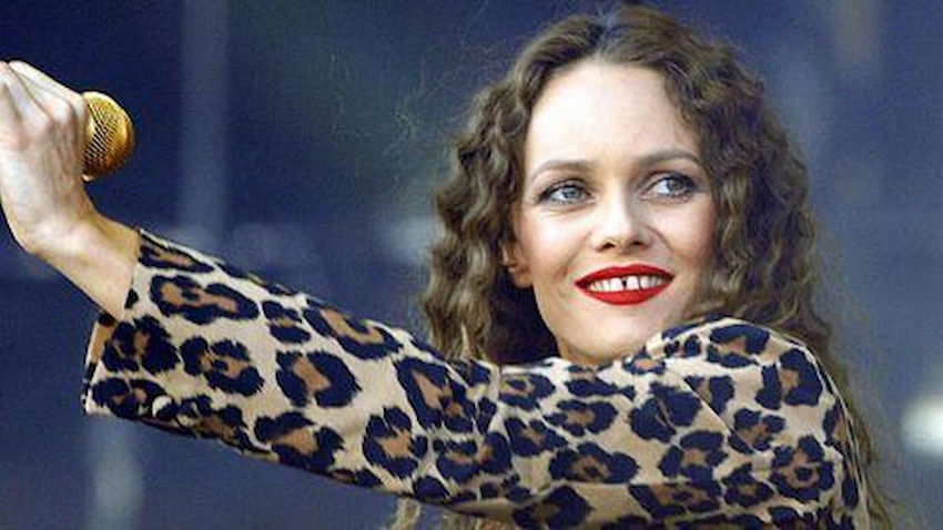 did vanessa paradis get her teeth fixed