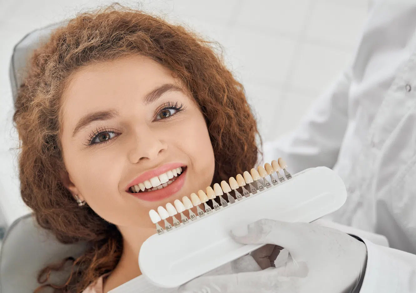 do porcelain veneers stain