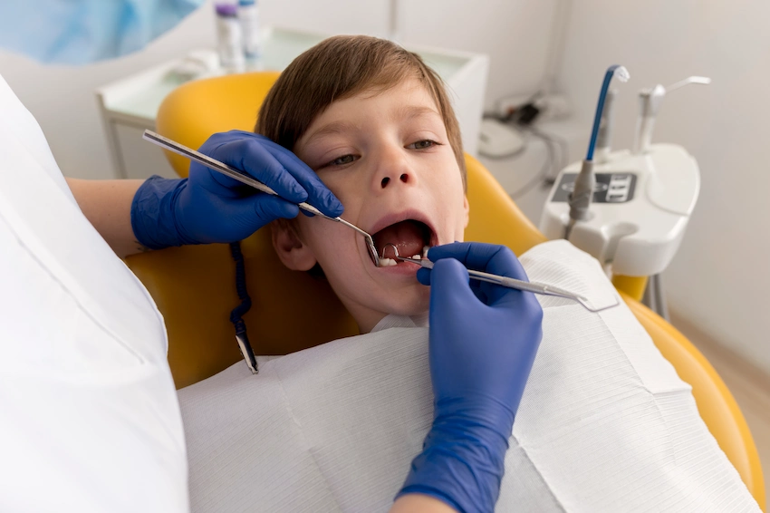 how does the tooth change process occur in children