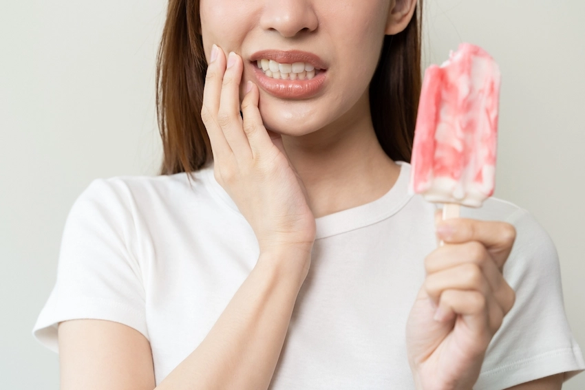 how is tooth sensitivity treated