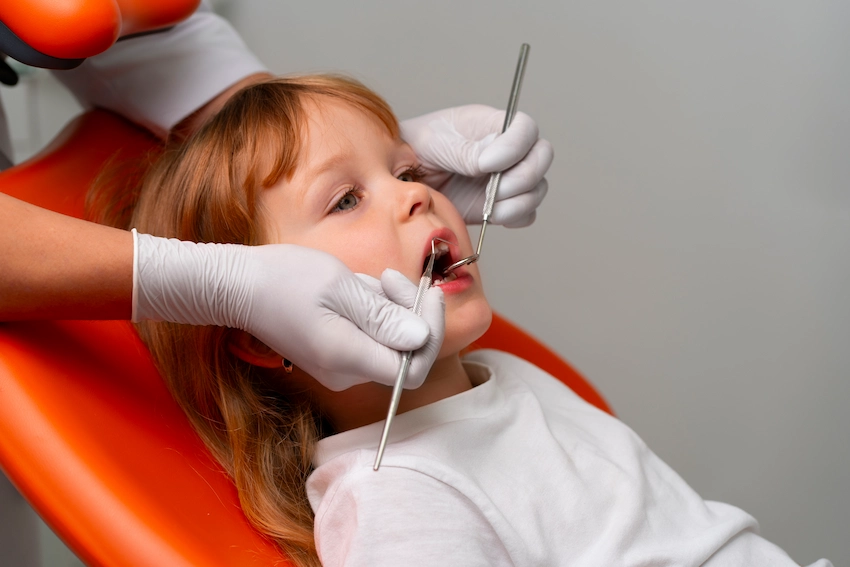 how long does a new tooth take to grow when it falls out