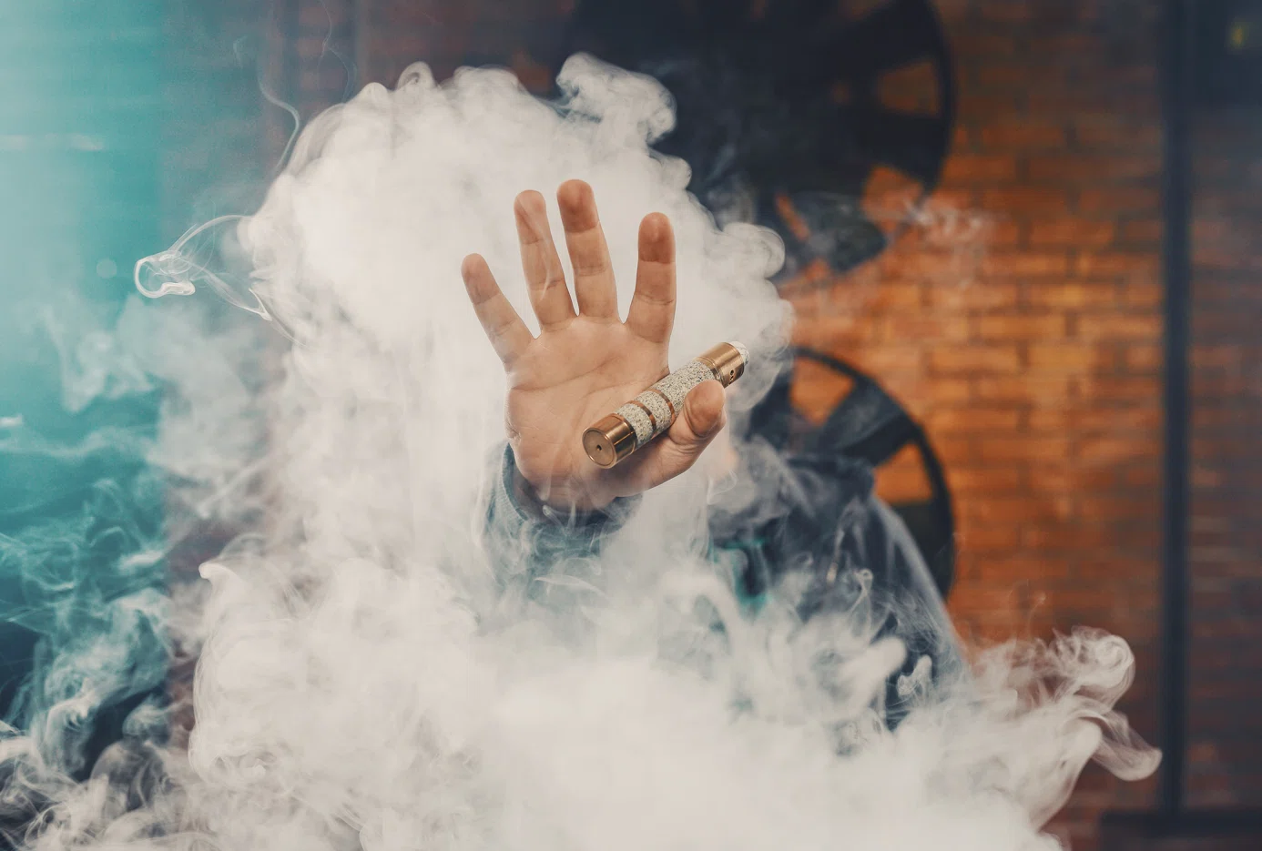 is vaping bad for your teeth