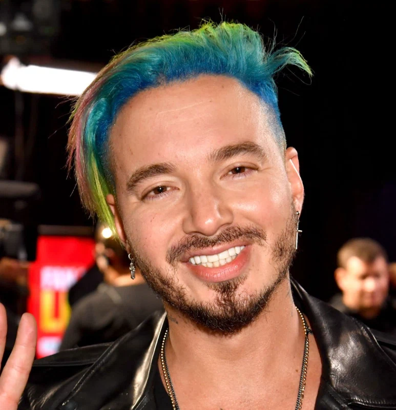 j balvin teeth in 2017