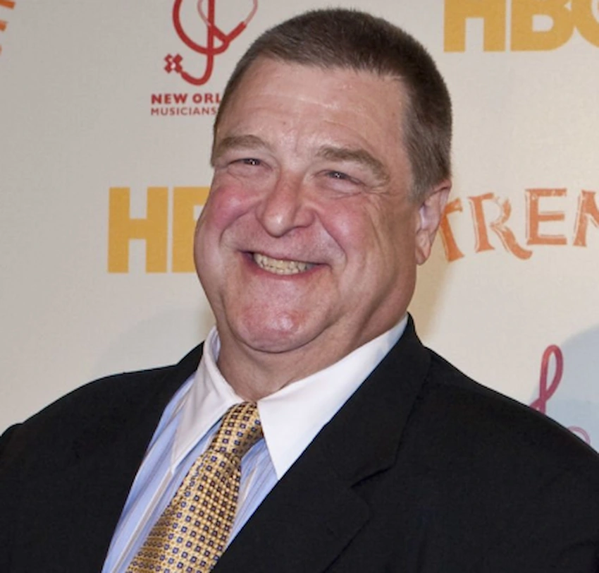 dents de john goodman 2010
