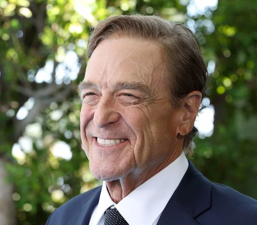dents de john goodman 2025