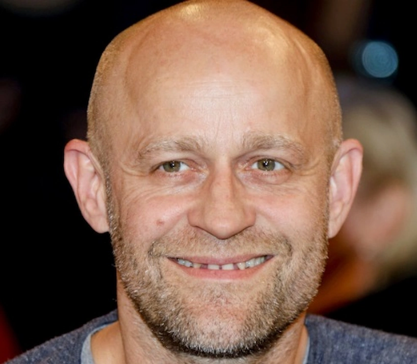jürgen vogel smiles