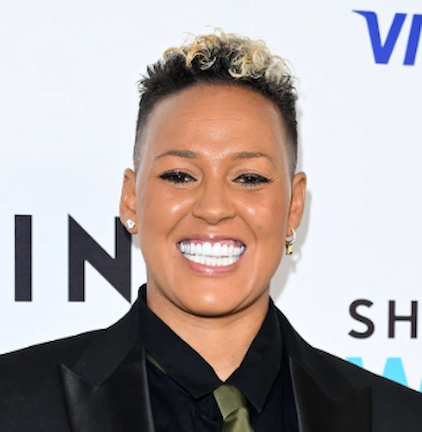 dientes de lianne sanderson 2025