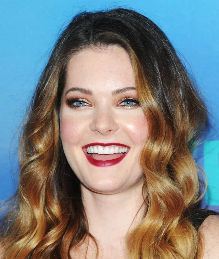 meghann fahy teeth in 2017