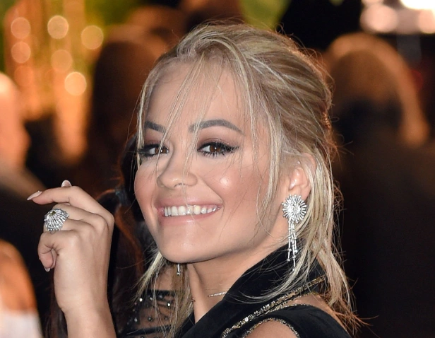rita ora smiling in 2015