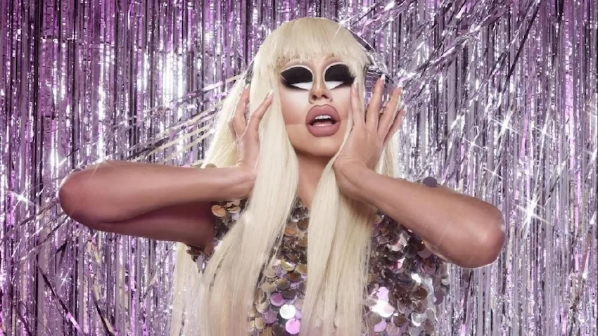 trixie mattel old teeth