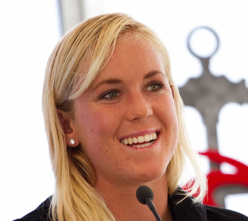 bethany hamilton teeth 2010