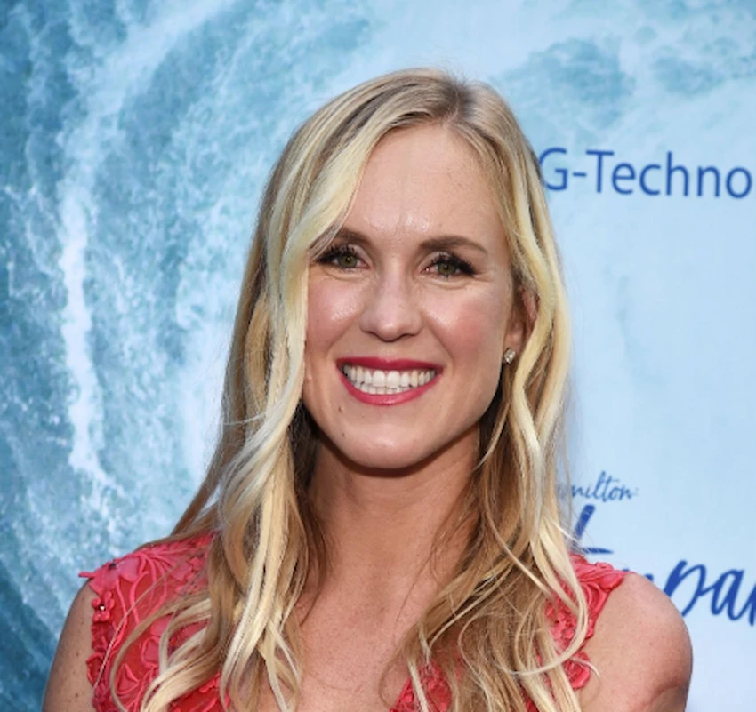 bethany hamilton teeth 2020