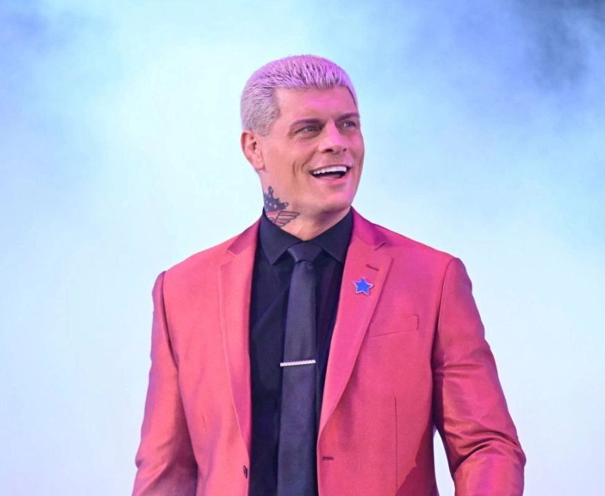 cody rhodes dientes en 2022