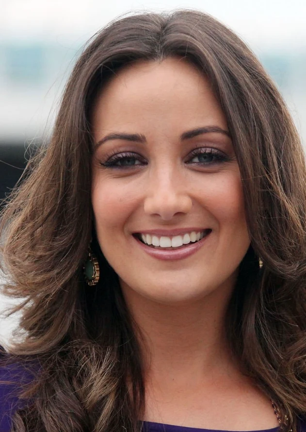 karla monroig teeth in 2011