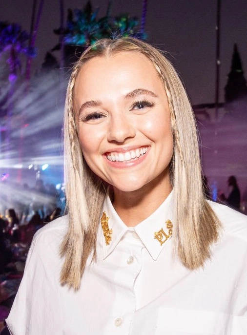 madison iseman teeth in 2021