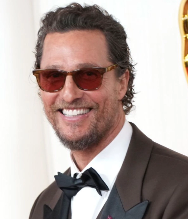 zęby matthew mcconaughey w 2025