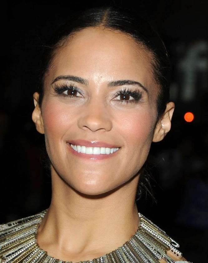 paula patton teeth in 2009