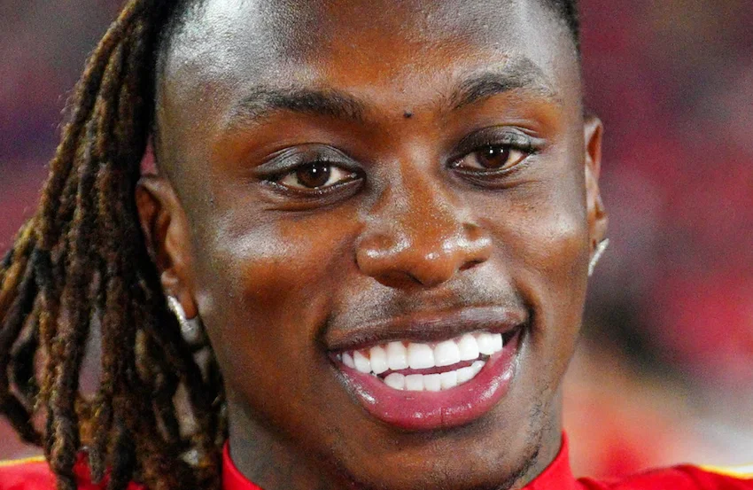 xavier worthy teeth 2024