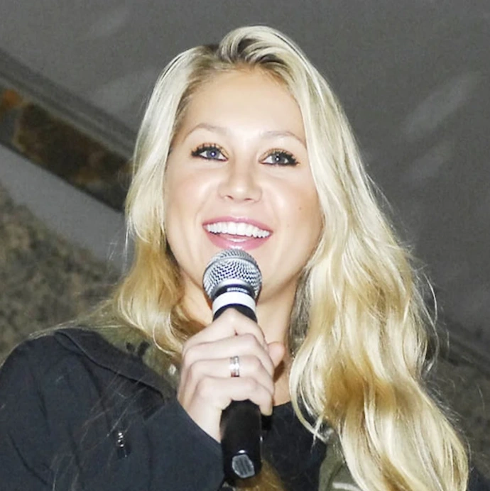 Anna Kournikova's Teeth in 2025 (Now)